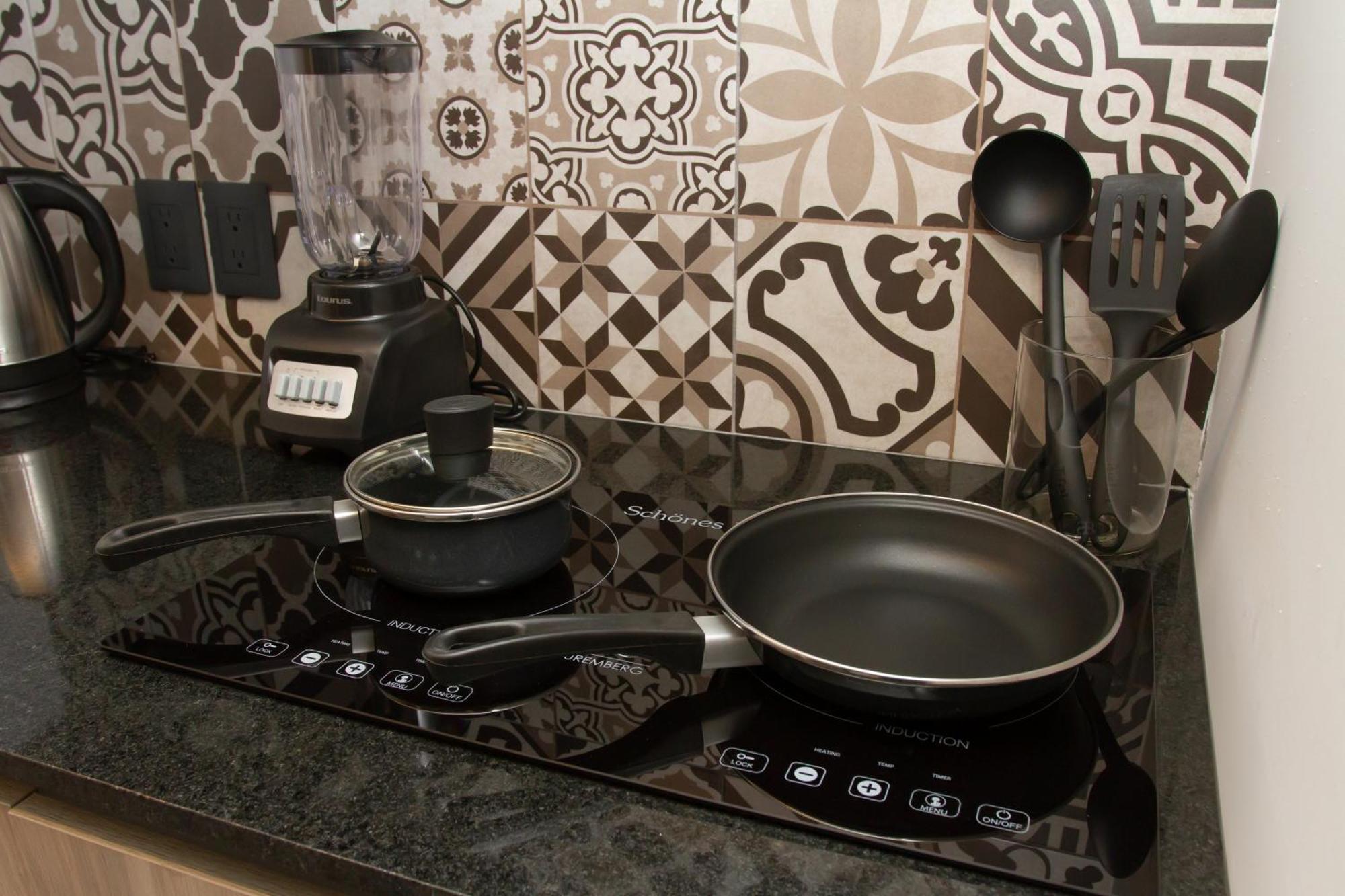 ホテル Niu Reforma メキシコシティ 部屋 写真